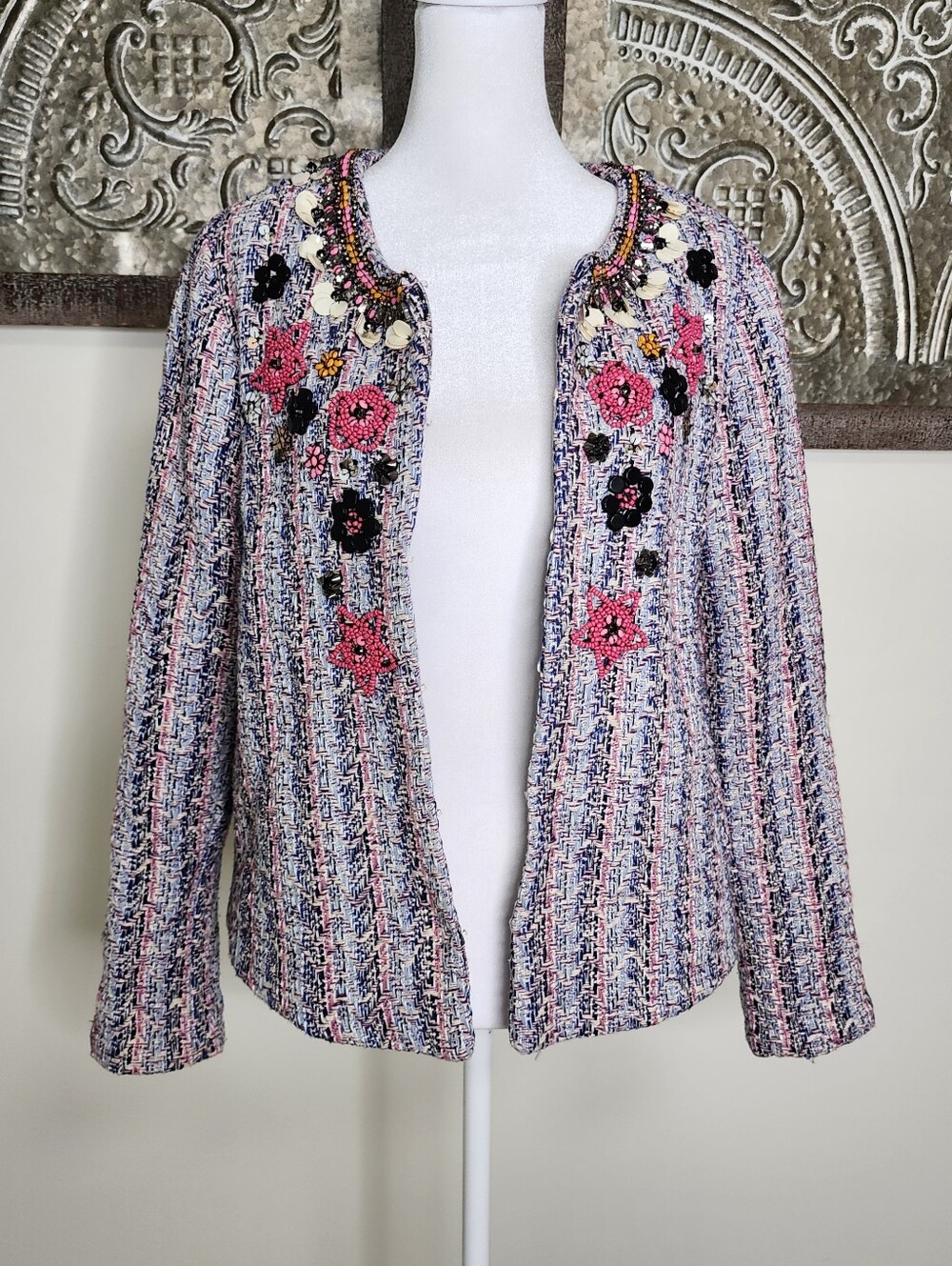 Summer Of Love Anthropologie Pink Embellished Beaded Tweed Blazer XS Feminine